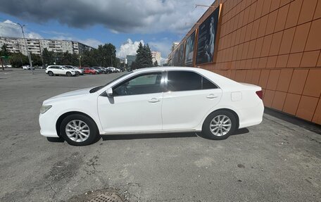 Toyota Camry, 2013 год, 1 280 000 рублей, 2 фотография