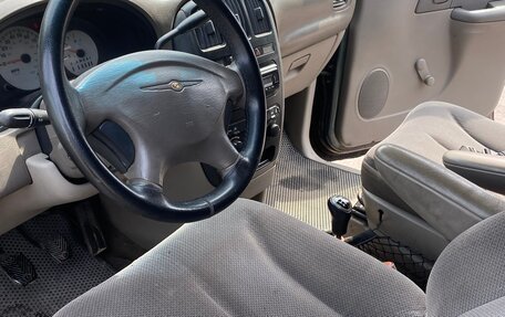 Chrysler Voyager IV, 2001 год, 359 000 рублей, 8 фотография
