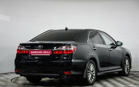 Toyota Camry, 2017 год, 1 699 000 рублей, 5 фотография