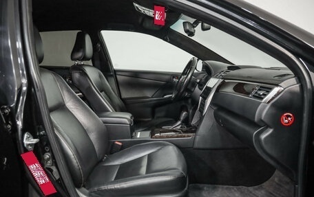 Toyota Camry, 2017 год, 1 699 000 рублей, 24 фотография