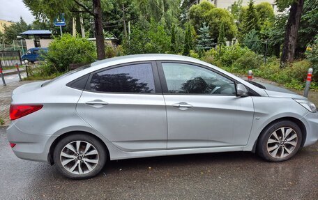 Hyundai Solaris II рестайлинг, 2013 год, 799 000 рублей, 7 фотография