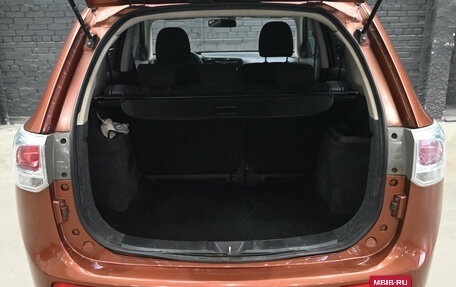 Mitsubishi Outlander III рестайлинг 3, 2013 год, 950 000 рублей, 9 фотография