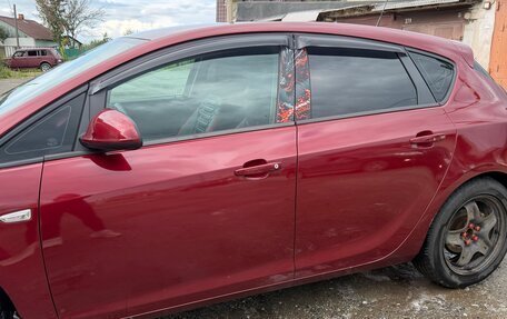 Opel Astra J, 2011 год, 690 000 рублей, 5 фотография