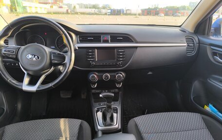 KIA Rio IV, 2017 год, 1 050 000 рублей, 8 фотография