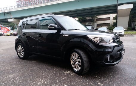 KIA Soul II рестайлинг, 2017 год, 1 800 000 рублей, 4 фотография