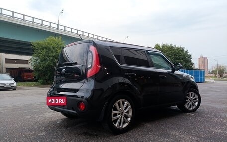 KIA Soul II рестайлинг, 2017 год, 1 800 000 рублей, 5 фотография
