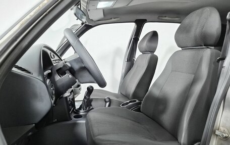 Chevrolet Niva I рестайлинг, 2011 год, 405 000 рублей, 6 фотография