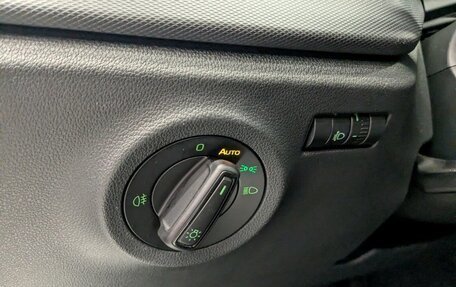 Skoda Rapid II, 2021 год, 1 350 000 рублей, 11 фотография
