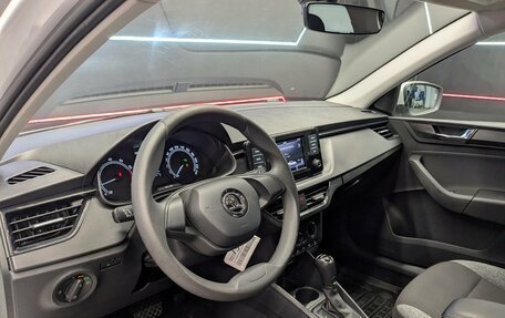 Skoda Rapid II, 2021 год, 1 350 000 рублей, 7 фотография