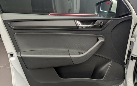 Skoda Rapid II, 2021 год, 1 350 000 рублей, 8 фотография