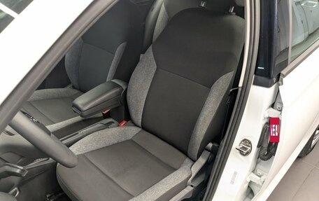 Skoda Rapid II, 2021 год, 1 350 000 рублей, 12 фотография