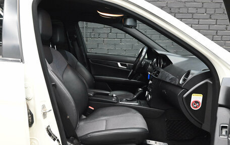 Mercedes-Benz C-Класс, 2011 год, 1 300 000 рублей, 12 фотография