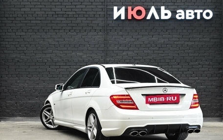 Mercedes-Benz C-Класс, 2011 год, 1 300 000 рублей, 6 фотография