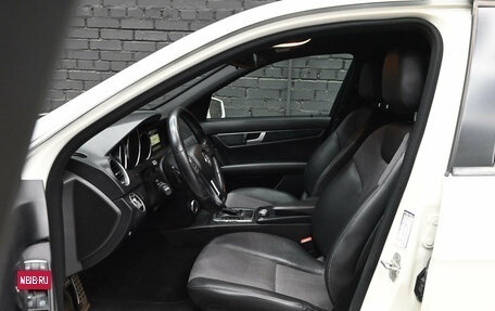 Mercedes-Benz C-Класс, 2011 год, 1 300 000 рублей, 9 фотография