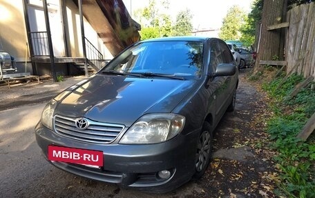 Toyota Corolla, 2004 год, 450 000 рублей, 2 фотография