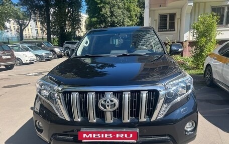 Toyota Land Cruiser Prado 150 рестайлинг 2, 2014 год, 3 240 000 рублей, 9 фотография