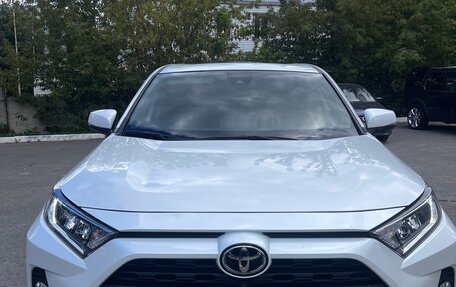 Toyota RAV4, 2022 год, 3 100 000 рублей, 1 фотография