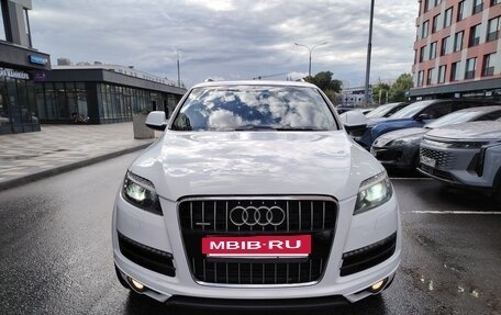 Audi Q7, 2011 год, 1 985 000 рублей, 2 фотография