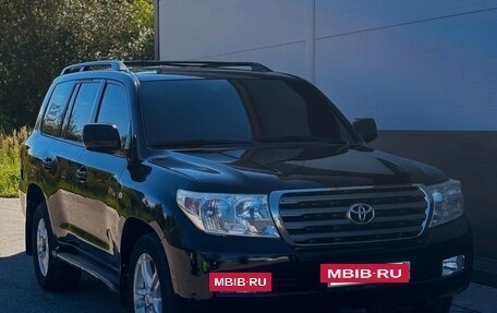 Toyota Land Cruiser 200, 2009 год, 2 050 000 рублей, 2 фотография