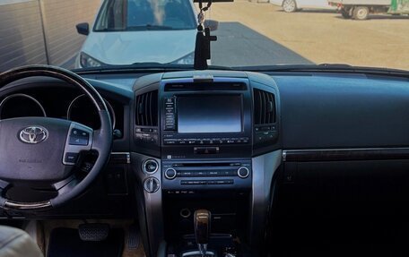 Toyota Land Cruiser 200, 2009 год, 2 050 000 рублей, 5 фотография