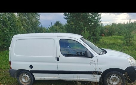 Peugeot Partner II рестайлинг 2, 2010 год, 380 000 рублей, 3 фотография