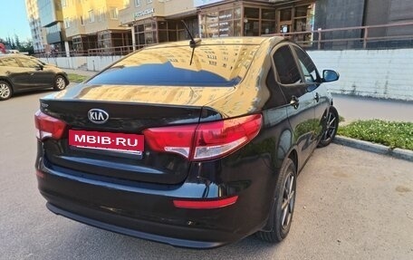 KIA Rio III рестайлинг, 2017 год, 910 000 рублей, 3 фотография