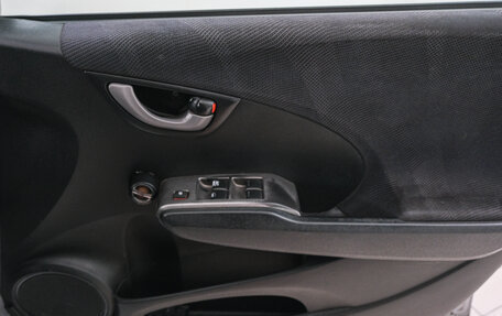 Honda Fit III, 2009 год, 699 000 рублей, 19 фотография