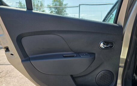 Renault Sandero II рестайлинг, 2017 год, 970 000 рублей, 16 фотография