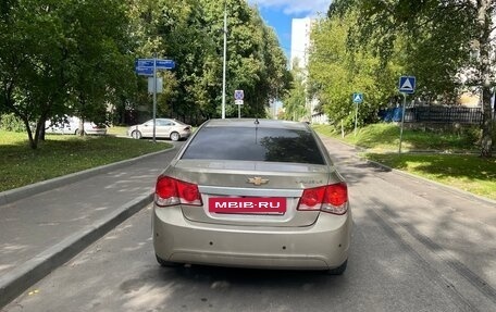 Chevrolet Cruze II, 2011 год, 530 000 рублей, 4 фотография