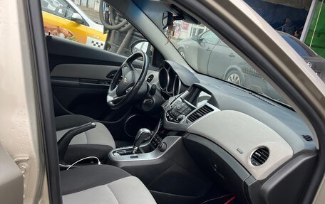 Chevrolet Cruze II, 2011 год, 530 000 рублей, 5 фотография
