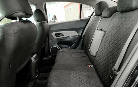 Chevrolet Cruze II, 2010 год, 290 000 рублей, 15 фотография