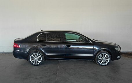 Skoda Superb III рестайлинг, 2010 год, 670 000 рублей, 7 фотография