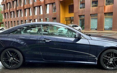 Mercedes-Benz E-Класс, 2015 год, 1 750 000 рублей, 6 фотография
