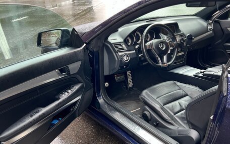 Mercedes-Benz E-Класс, 2015 год, 1 750 000 рублей, 20 фотография