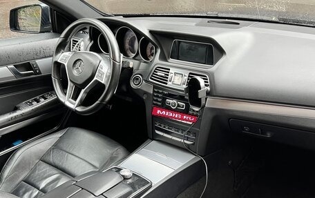 Mercedes-Benz E-Класс, 2015 год, 1 750 000 рублей, 21 фотография