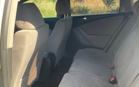 Volkswagen Passat B6, 2006 год, 320 000 рублей, 5 фотография