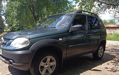 Chevrolet Niva I рестайлинг, 2013 год, 585 000 рублей, 4 фотография