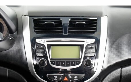 Hyundai Solaris II рестайлинг, 2011 год, 829 000 рублей, 17 фотография