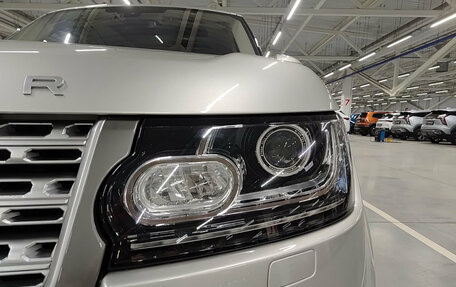 Land Rover Range Rover IV рестайлинг, 2016 год, 3 420 000 рублей, 20 фотография
