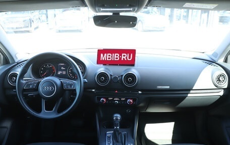 Audi A3, 2019 год, 1 980 000 рублей, 12 фотография