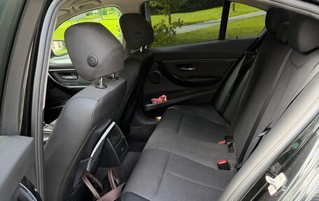 BMW 3 серия, 2017 год, 1 700 000 рублей, 7 фотография