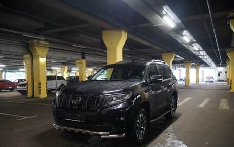 Toyota Land Cruiser Prado 150 рестайлинг 2, 2022 год, 10 499 000 рублей, 2 фотография