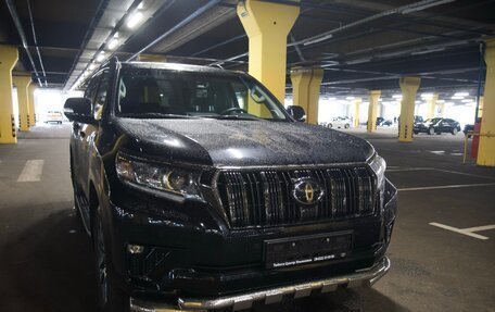 Toyota Land Cruiser Prado 150 рестайлинг 2, 2022 год, 10 499 000 рублей, 10 фотография