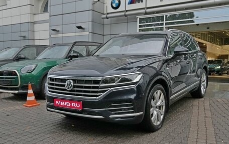 Volkswagen Touareg III, 2022 год, 4 300 000 рублей, 1 фотография