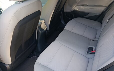 Hyundai Elantra VI рестайлинг, 2019 год, 1 250 000 рублей, 6 фотография