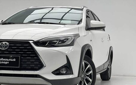 Toyota Yaris XP150 рестайлинг, 2022 год, 940 000 рублей, 3 фотография