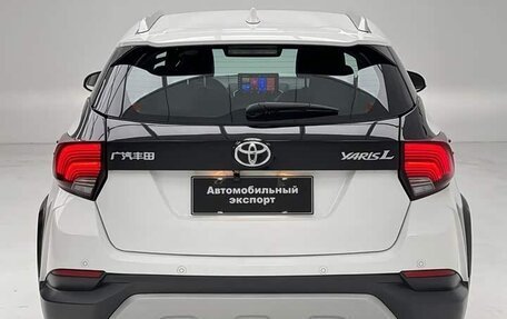 Toyota Yaris XP150 рестайлинг, 2022 год, 940 000 рублей, 8 фотография