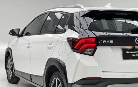 Toyota Yaris XP150 рестайлинг, 2022 год, 940 000 рублей, 7 фотография