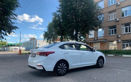 Hyundai Solaris II рестайлинг, 2017 год, 720 000 рублей, 5 фотография