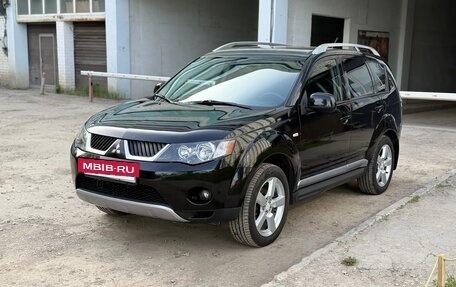 Mitsubishi Outlander III рестайлинг 3, 2008 год, 1 200 000 рублей, 3 фотография